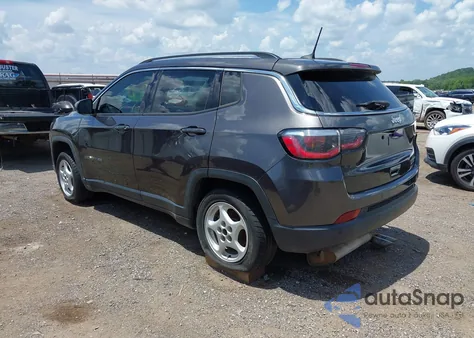 2018 Jeep Compass Limited Fwd из США, поврежденный, VIN 3C4NJCCBXJT406017